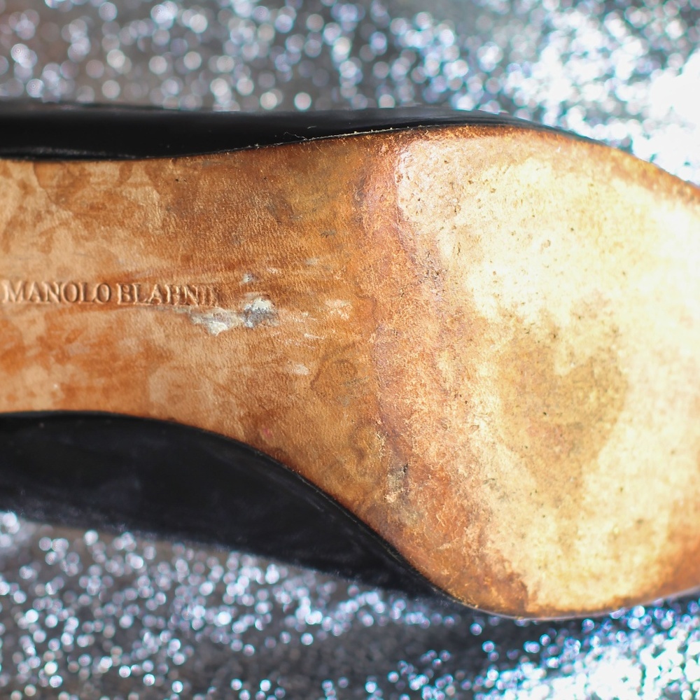 Manolo Blahnik Shiny Patent Peep Toe Slingback - Picture 8 of 8